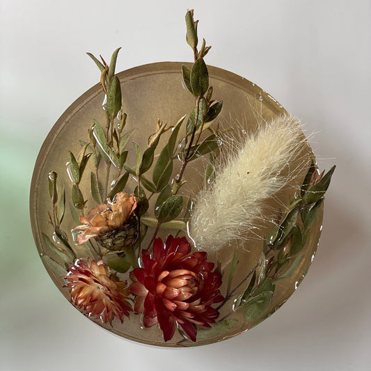 Strawflower, Bunny Tail, Eucalyptus, Gold Bronze